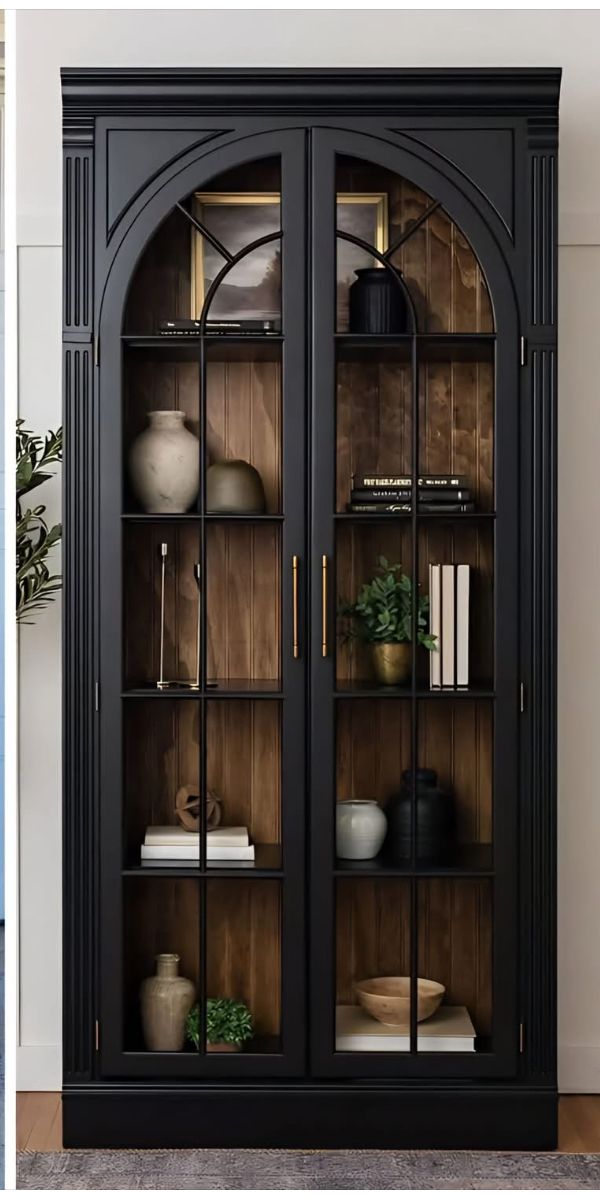 کمددیواری کلاسیک 6